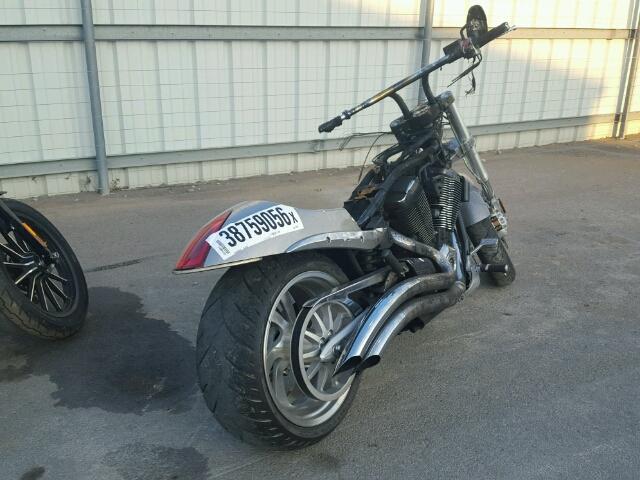 5VPHB26D373007277 - 2007 VICTORY MOTORCYCLES HAMMER Yanmış foto 4