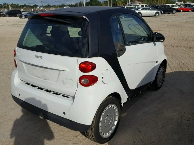 WMEEJ3BA4CK578221 - 2012 SMART FORTWO PUR WHITE photo 4