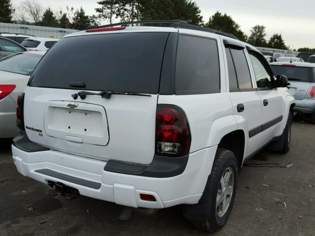 1GNDT13S452205898 - 2005 CHEVROLET TRAILBLAZE WHITE photo 4