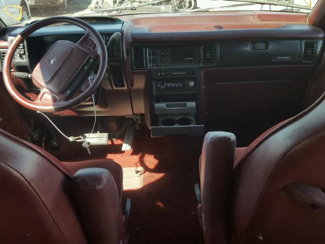 2P4GH45R9MR143610 - 1991 PLYMOUTH VOYAGER SE MAROON photo 9