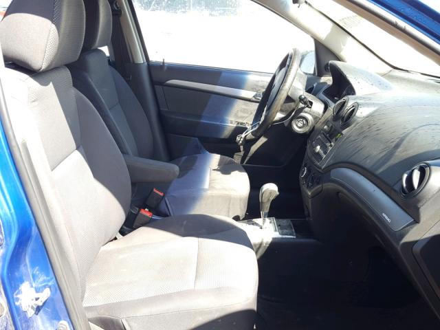 KL1TD56E99B339172 - 2009 CHEVROLET AVEO LS BLUE photo 5
