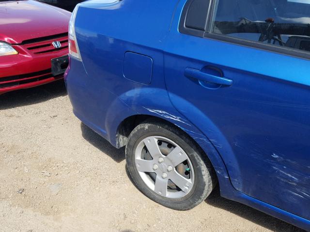 KL1TD56E99B339172 - 2009 CHEVROLET AVEO LS BLUE photo 9