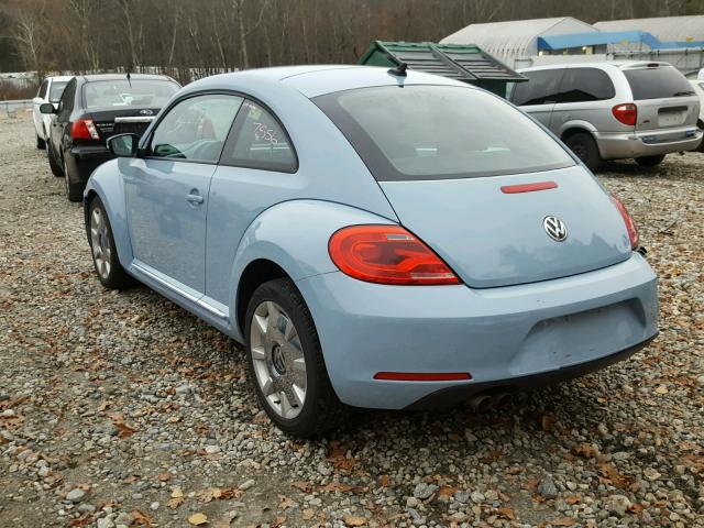 3VWJP7AT9CM602864 - 2012 VOLKSWAGEN BEETLE BLUE photo 3