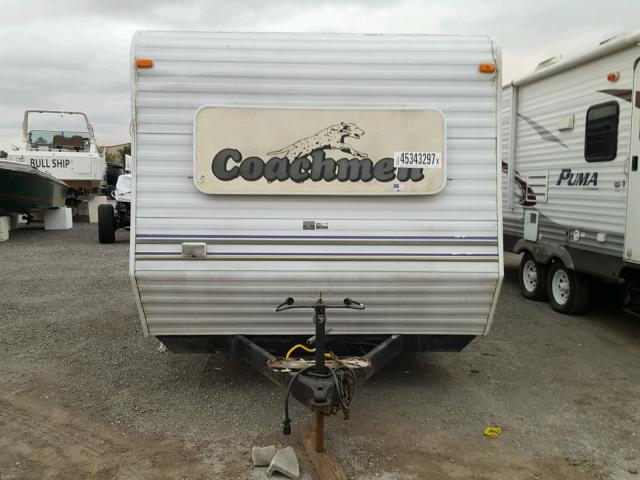 1TC2B040711203528 - 2001 COACH CAMPER WHITE photo 7