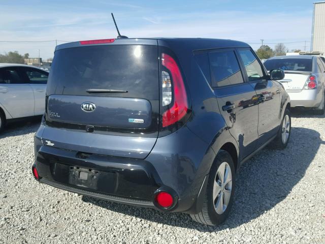 KNDJP3A56G7287681 - 2016 KIA SOUL + GRAY photo 4