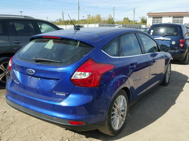 1FADP3N27EL262960 - 2014 FORD FOCUS BLUE photo 4