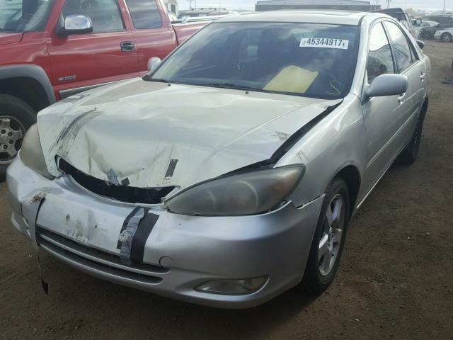 4T1BE32K04U807560 - 2004 TOYOTA CAMRY SILVER photo 2