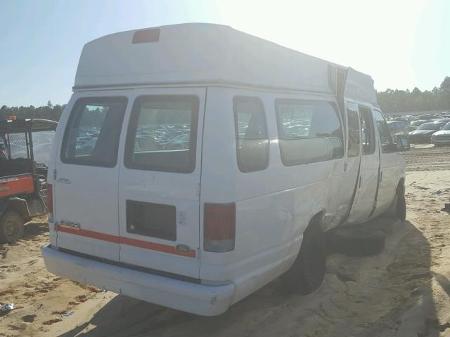 1FTNS24W18DB57065 - 2008 FORD ECONOLINE WHITE photo 4