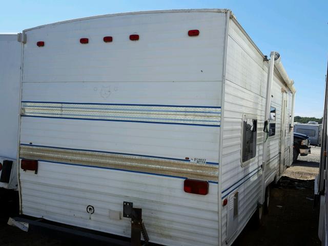 4X4TWDH215A234975 - 2005 TRAIL KING TRAVL TRAI WHITE photo 4