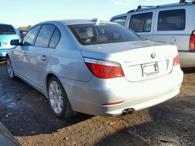 WBANV93508CZ69503 - 2008 BMW 535 XI SILVER photo 3