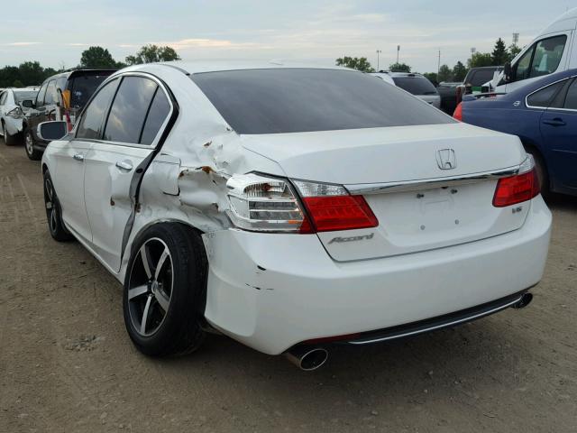 1HGCR3F8XFA002991 - 2015 HONDA ACCORD EXL WHITE photo 3