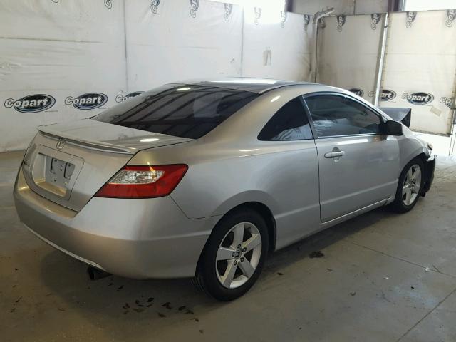 2HGFG12918H558245 - 2008 HONDA CIVIC EXL 银色 照片 4
