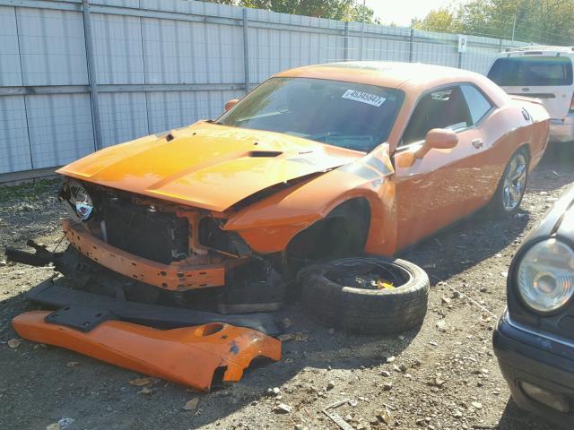 2C3CDYBT0CH158432 - 2012 DODGE CHALLENGER ORANGE photo 2