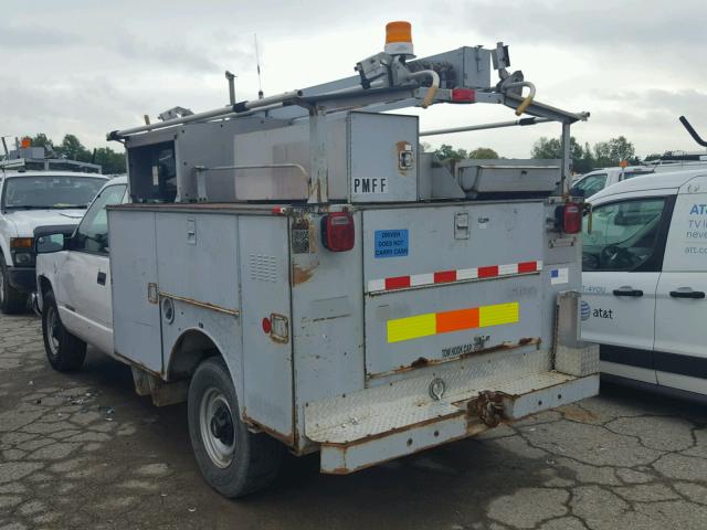 1GBGC34R7YR218142 - 2000 CHEVROLET C3500 WHITE photo 3