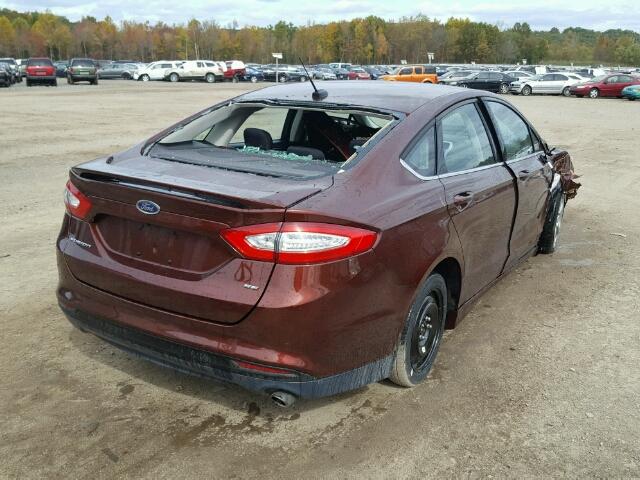 3FA6P0H79GR339587 - 2016 FORD FUSION SE BURGUNDY photo 4