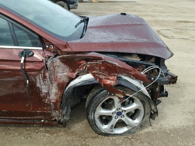 3FA6P0H79GR339587 - 2016 FORD FUSION SE BURGUNDY photo 9