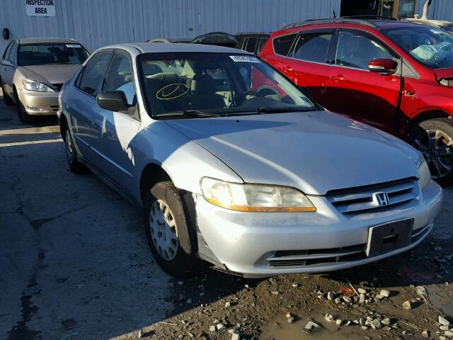 1HGCF86611A144434 - 2001 HONDA ACCORD VAL SILVER photo 1