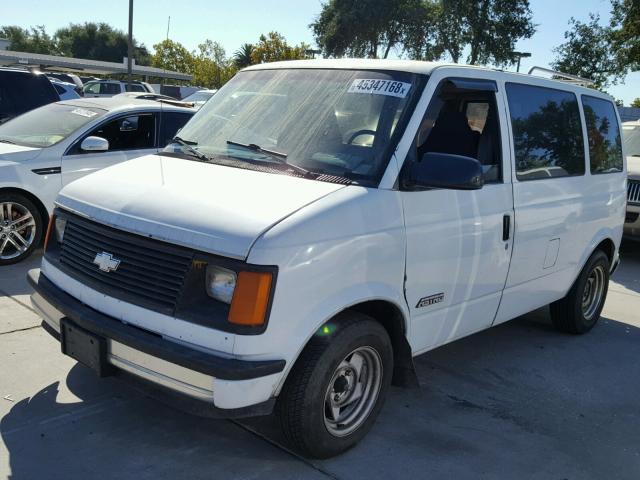 1GBDM15Z0HB111929 - 1987 CHEVROLET ASTRO WHITE photo 2