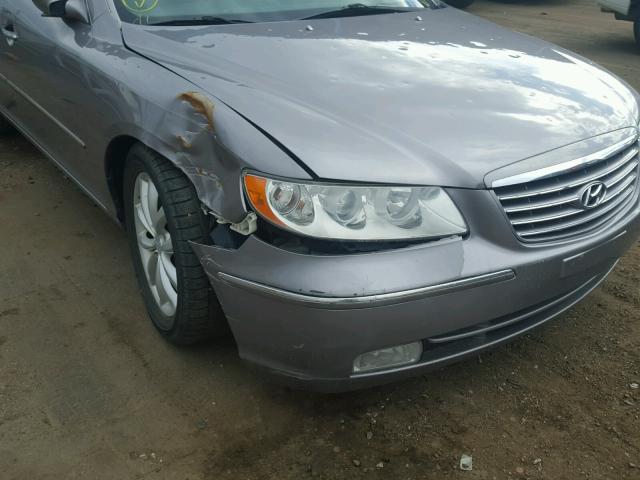 KMHFC46F76A050753 - 2006 HYUNDAI AZERA SE GRAY photo 9