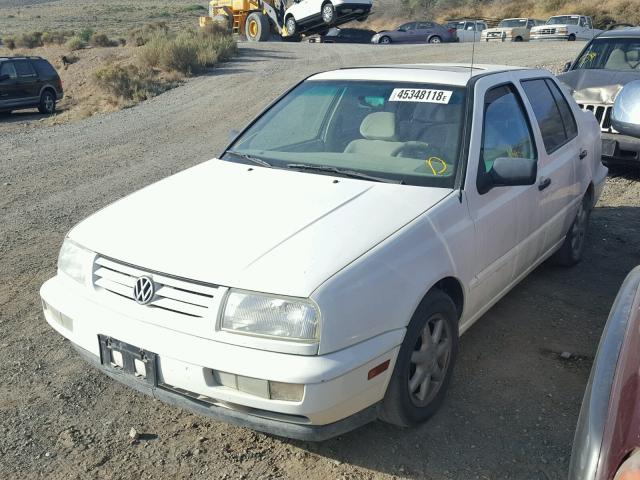 3VWSB81H4WM239480 - 1998 VOLKSWAGEN JETTA GLS WHITE photo 2