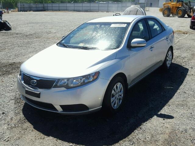 KNAFU4A2XC5614323 - 2012 KIA FORTE EX SILVER photo 2