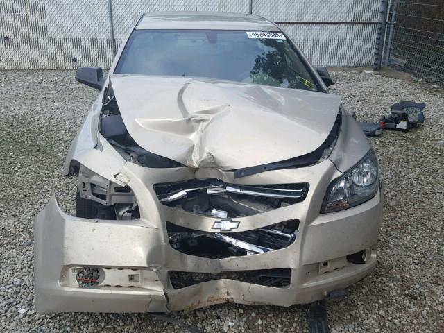 1G1ZB5E1XBF173629 - 2011 CHEVROLET MALIBU LS 金色 照片 9