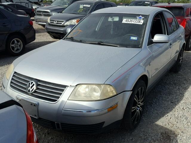 WVWMD63B54P052615 - 2004 VOLKSWAGEN PASSAT GL SILVER photo 2