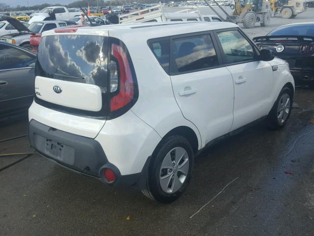 KNDJN2A20G7404080 - 2016 KIA SOUL WHITE photo 4