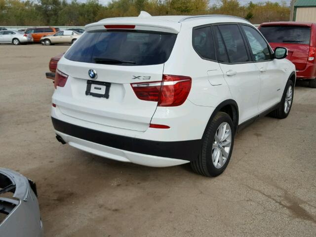5UXWX9C55D0D04773 - 2013 BMW X3 XDRIVE2 Biały zdjęcie 4