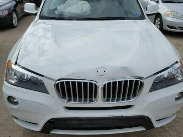 5UXWX9C55D0D04773 - 2013 BMW X3 XDRIVE2 Biały zdjęcie 7