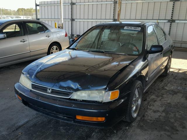 1HGCE6674TA004266 - 1996 HONDA ACCORD EX BLUE photo 2