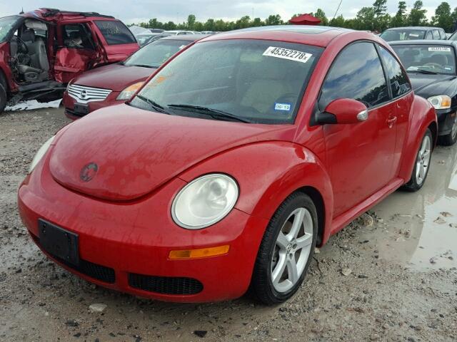 3VWRW31CX9M515904 - 2009 VOLKSWAGEN NEW BEETLE RED photo 2