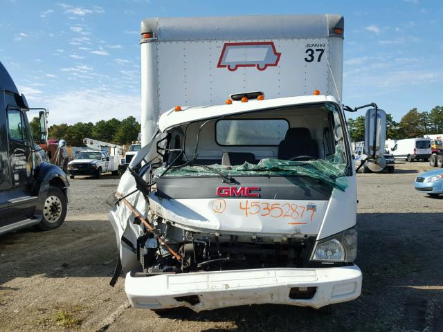 J8DC4B16577003458 - 2007 GMC W4500 W450 WHITE photo 9