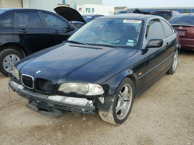 WBABN534X2JU38637 - 2002 BMW 330 CI BLACK photo 2