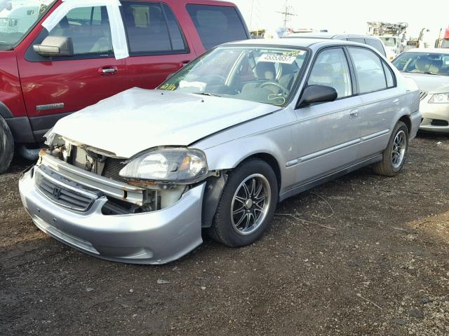 2HGEJ6618YH597459 - 2000 HONDA CIVIC SILVER photo 2