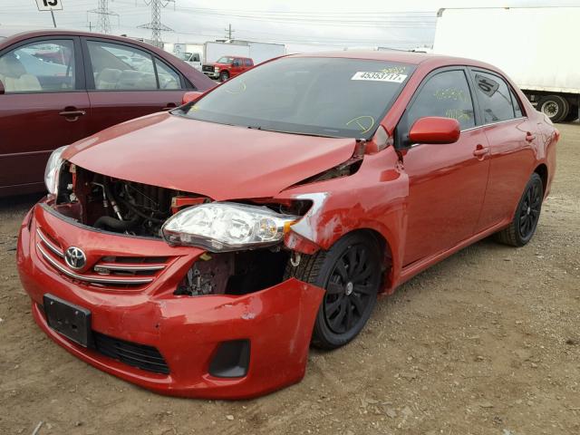 5YFBU4EE8DP162883 - 2013 TOYOTA COROLLA BA RED photo 2