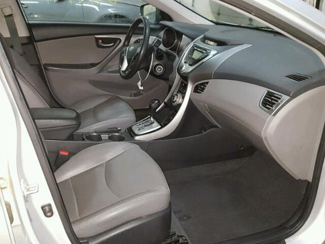 KMHDH4AE9CU465980 - 2012 HYUNDAI ELANTRA SILVER photo 5