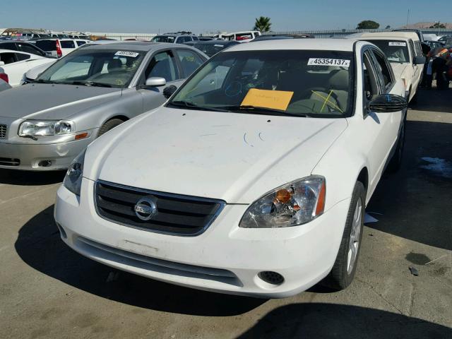 1N4AL11D85C130610 - 2005 NISSAN ALTIMA S WHITE photo 2