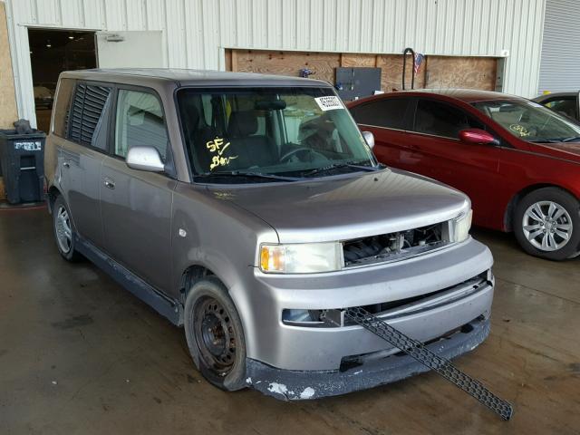 JTLKT324840149705 - 2004 TOYOTA SCION XB GRAY photo 1