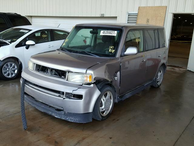 JTLKT324840149705 - 2004 TOYOTA SCION XB GRAY photo 2