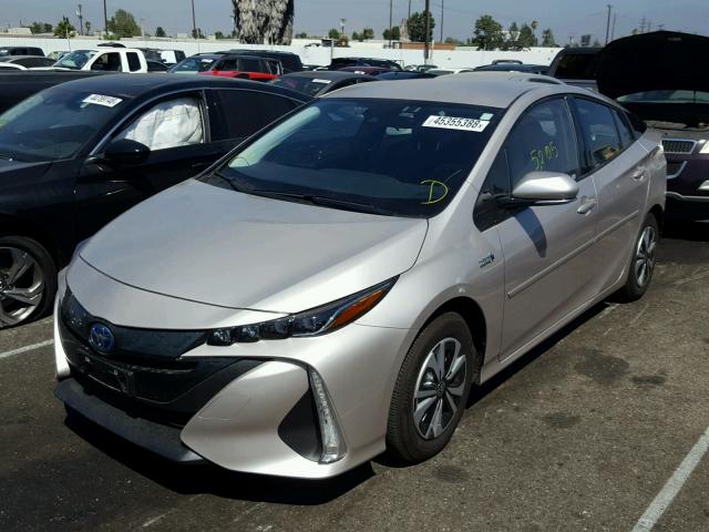JTDKARFP8H3061671 - 2017 TOYOTA PRIUS PRIM ვერცხლისფერი ფოტო 2