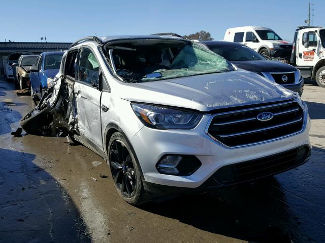 1FMCU0GDXHUA88551 - 2017 FORD ESCAPE SE SILVER photo 1