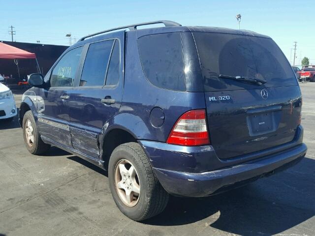 4JGAB54E6YA163013 - 2000 MERCEDES-BENZ ML BLUE photo 3