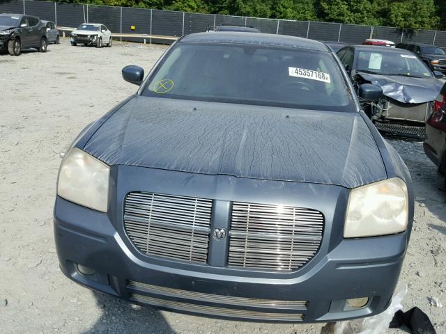 2D4GZ572X6H398947 - 2006 DODGE MAGNUM R/T BLUE photo 9