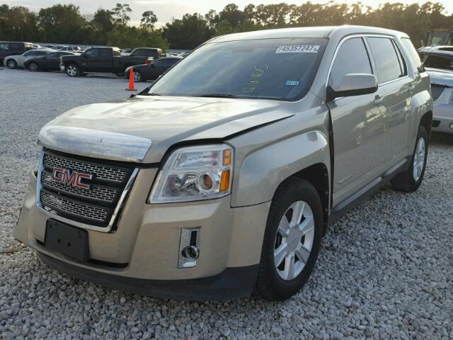 2GKALMEK1C6265376 - 2012 GMC TERRAIN GOLD photo 2