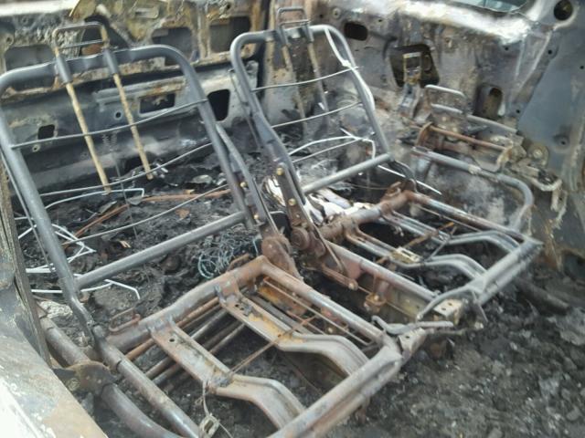 5J6YH18504L002024 - 2004 HONDA ELEMENT EX BURN photo 6