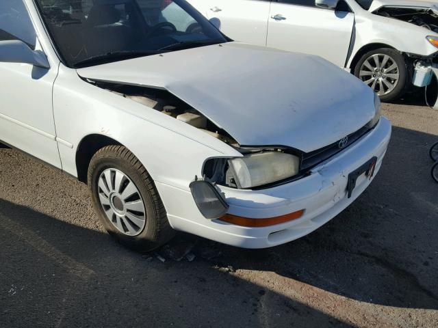 4T1SK12E2NU020831 - 1992 TOYOTA CAMRY LE 白色 照片 9