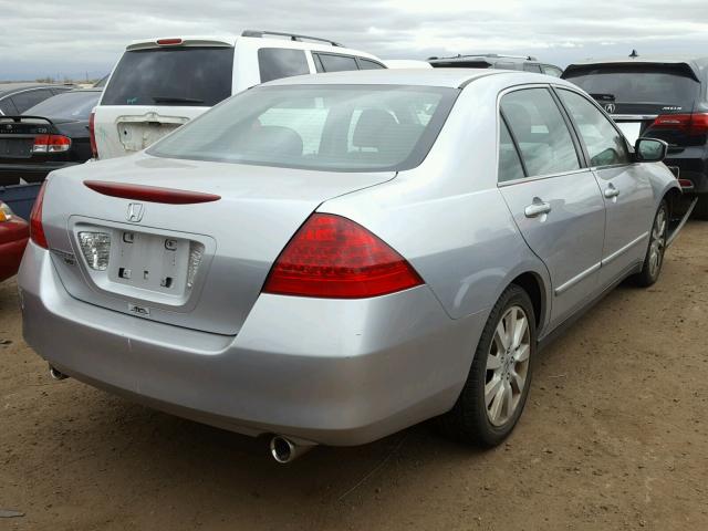 1HGCM664X7A023421 - 2007 HONDA ACCORD SE SILVER photo 4