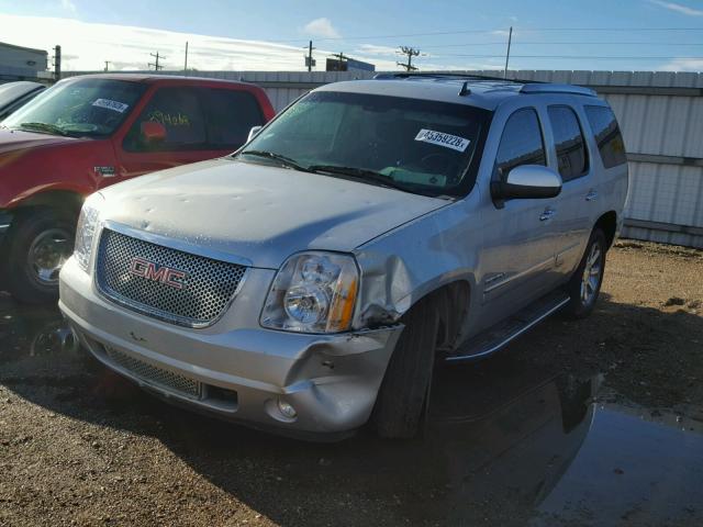 1GKS2EEF9BR213237 - 2011 GMC YUKON DENA SILVER photo 2