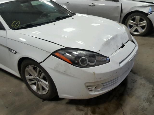 KMHHM66D77U246241 - 2007 HYUNDAI TIBURON GS WHITE photo 9